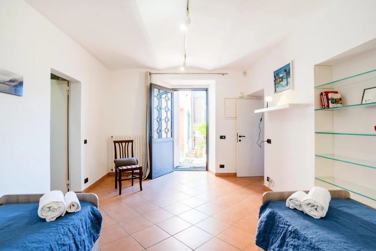 Limonta Lake View Apartment With Private Parking